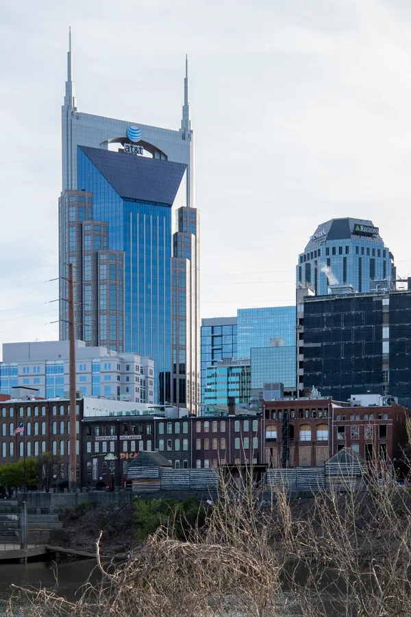 Motto by Hilton Nashville Downtown changes hands as Apple Hospitality REIT buys newly built 260-room hotel