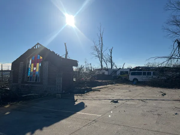 Tennessee confirms five weather-related deaths as Davidson County reports two fatalities amid prolonged outages