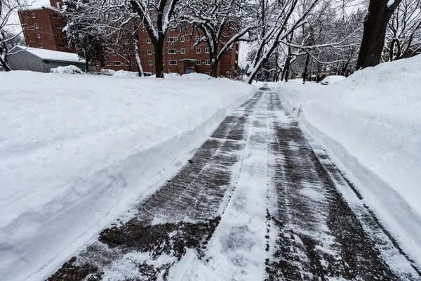 South Nashville hardware supplier sees winter demand surge as residents prepare for snow and extreme cold