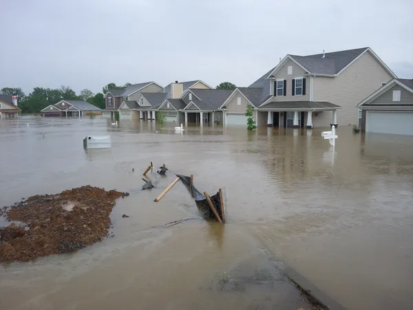 West Nashville water main break floods Charlotte Pike and Brook Hollow Road intersection early Monday