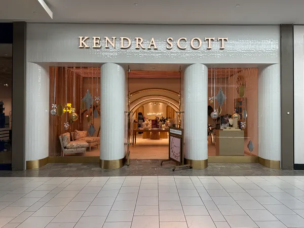 Yellow Rose by Kendra Scott opens Nashville flagship, marking the Western brand’s first expansion beyond Texas